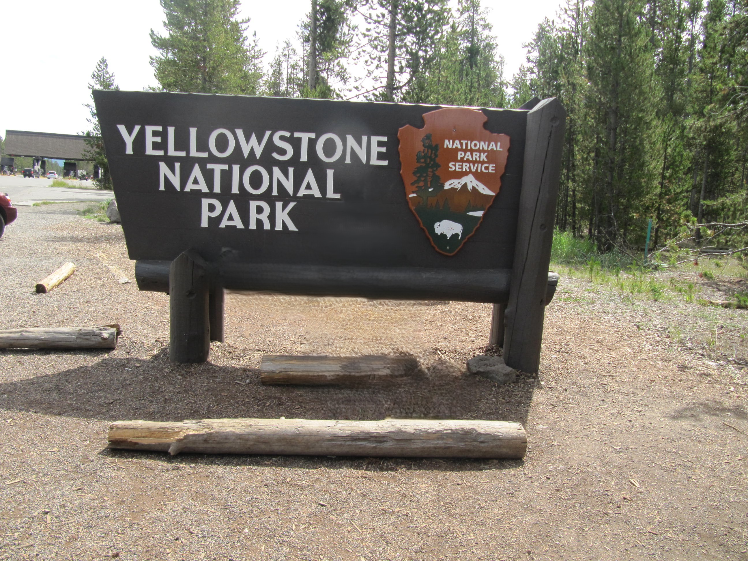 Yellowstone sign from West Entrance