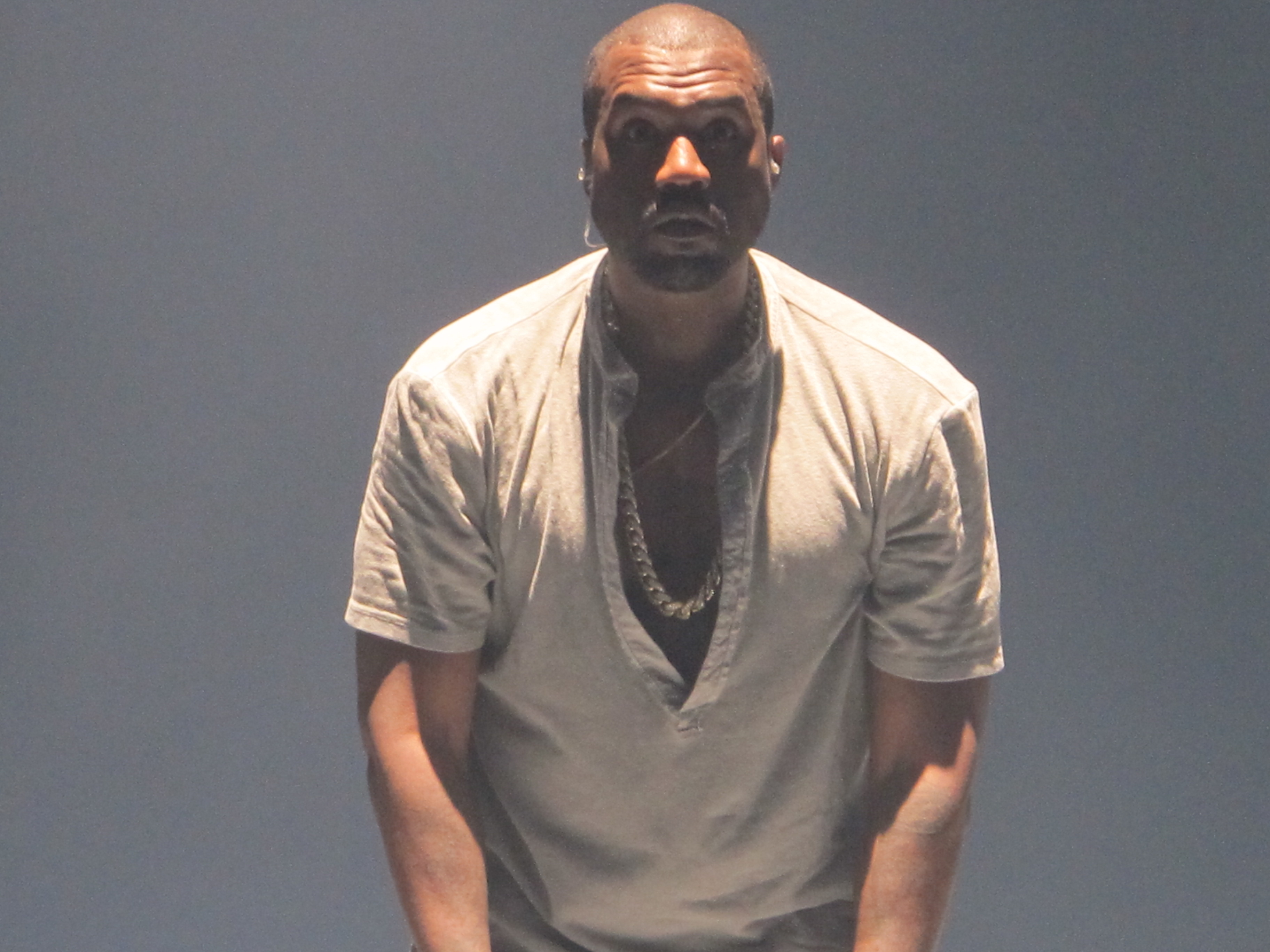 CC.KanyeWest.Earth