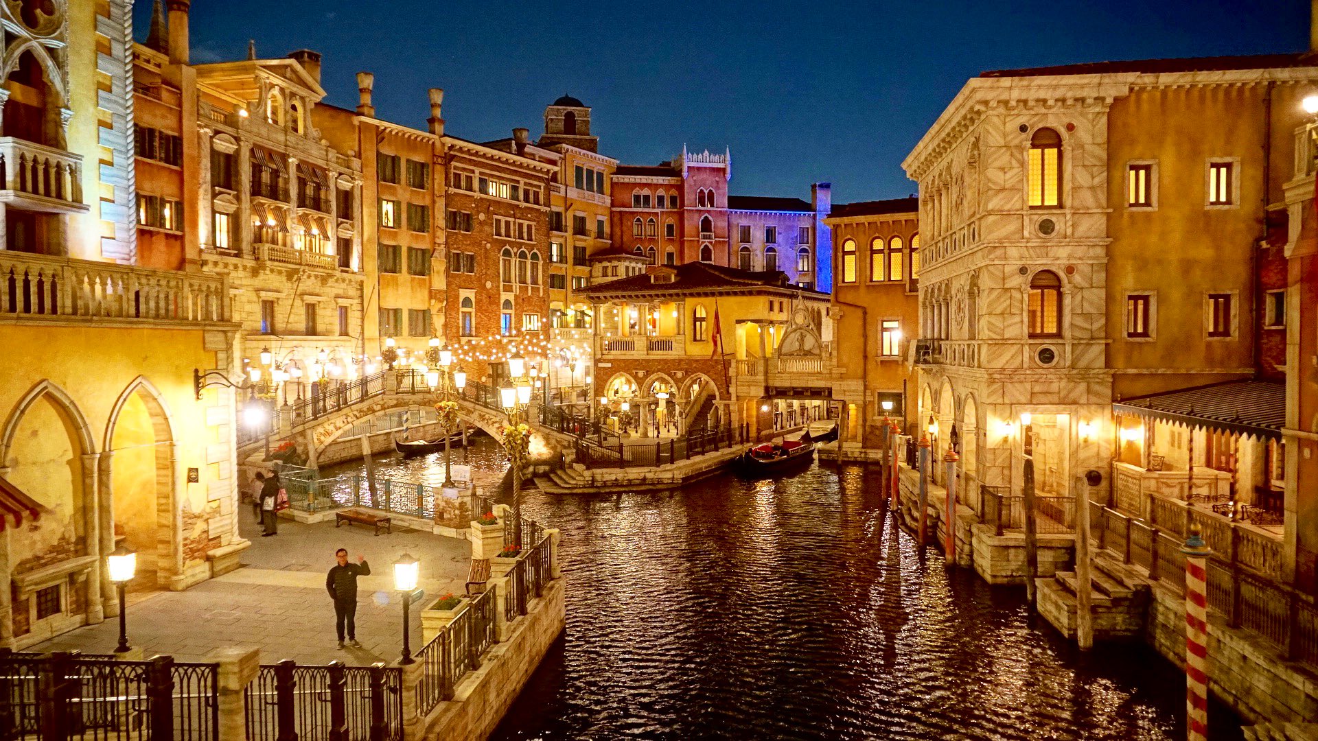 Night time shot of Venetian canals at DisneySea