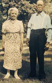 Picture of Laura and Almanzo in their older age, prior to his death in 1949.