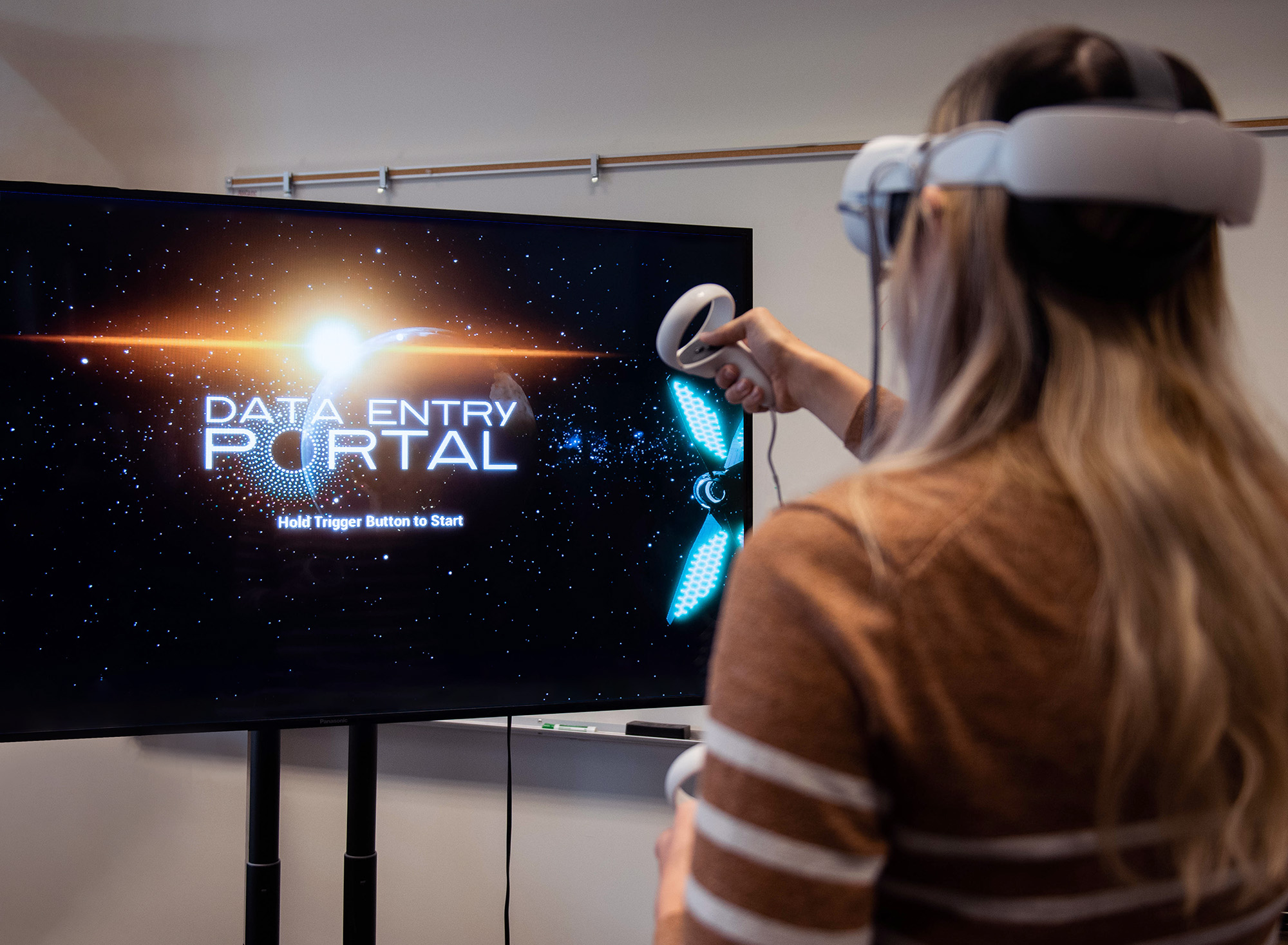 DATA ENTRY: PORTAL gameplay image