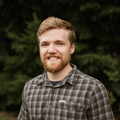 Portrait of Andrew Higgins, Co-Lead of the Experience Team for Phonic Bloom, with expertise in app development and 3D modeling